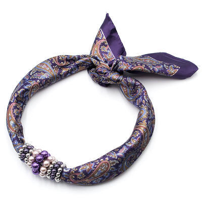 Šátek s bižuterií Letuška - tmavě fialový s potiskem - 1