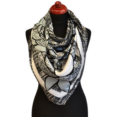Maxi šátek - černobílý se vzorem - 1