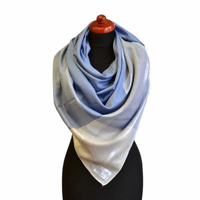 Velký šátek - modrá lesklá kostka - 1